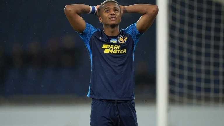 Білл / Фото СК Дніпро-1 Білл / Фото СК Дніпро-1