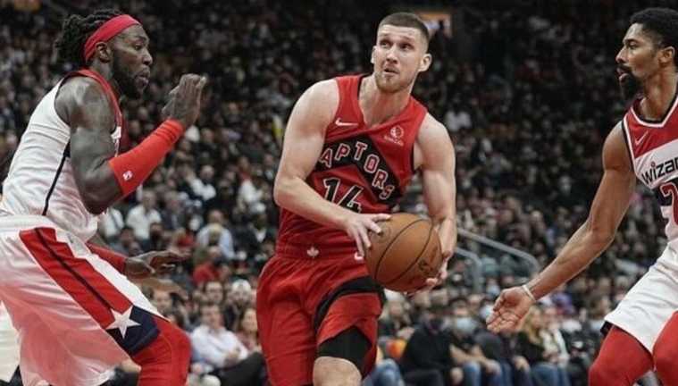 Святовслав Михайлюк / фото БК Торонто "Репторс" Святовслав Михайлюк / фото БК Торонто "Репторс"