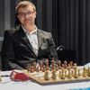 Програв партію і гепнувся зі стільця – польський шахіст зазнав болючого фіаско на чемпіонаті світу