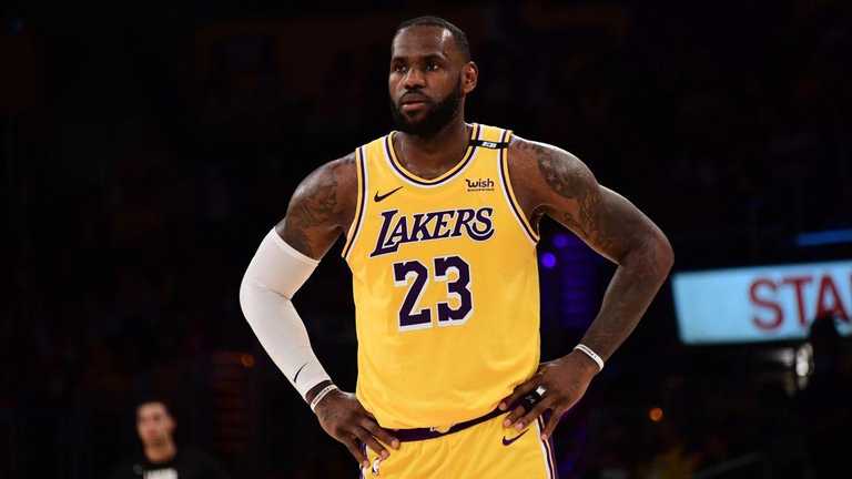 Леброн Джеймс / фото из открытых источников Леброн Джеймс / фото из открытых источников