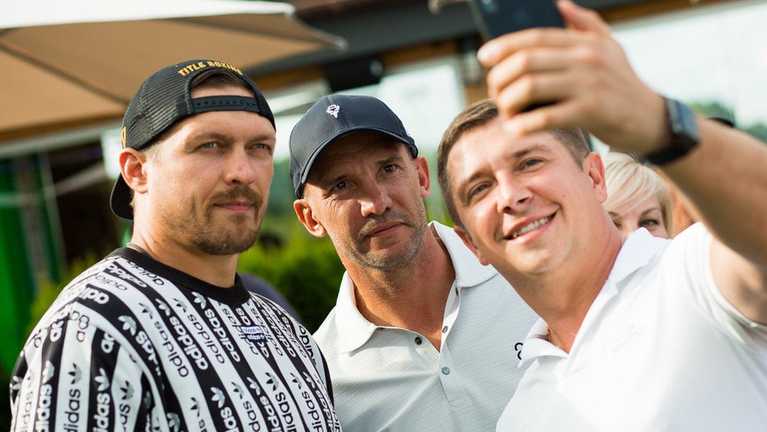 Олександр Усик и Андрей Шевченко / фото Orest Олександр Усик и Андрей Шевченко / фото Orest