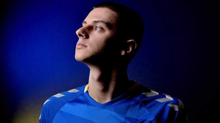 Виталий Миколенко / Фото ФК Эвертон Виталий Миколенко / Фото ФК Эвертон