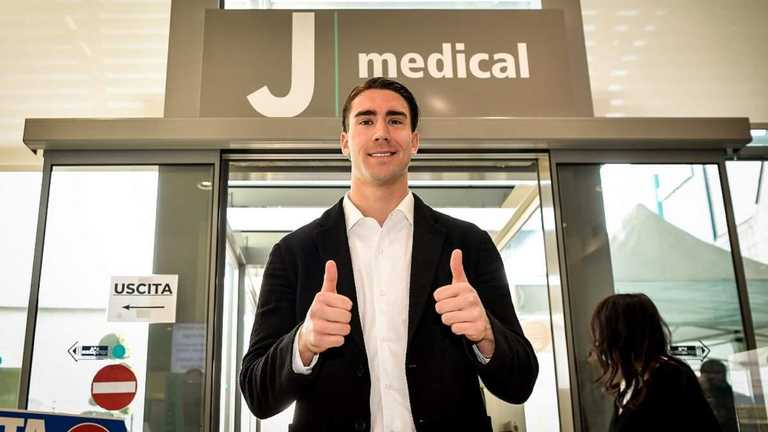 Душан Влаховіч / Фото ФК Ювентус Душан Влаховіч / Фото ФК Ювентус