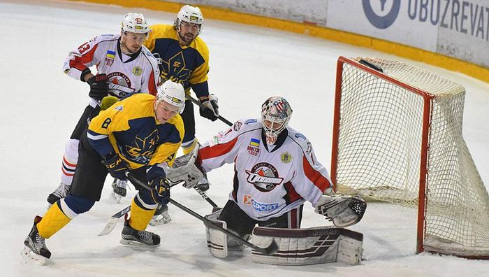 Судьбу матча лидеров украинской хоккейной Суперлиги решил один гол
