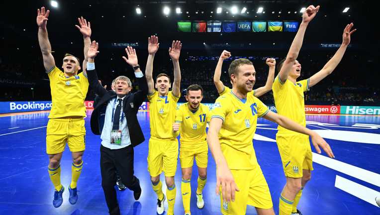 Україна вийшла у півфінал ЧЄ-2022 / фото UEFA Futsal