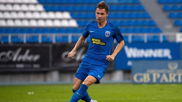 Владислав Калітвінцев / ФК Десна Владислав Калітвінцев / ФК Десна