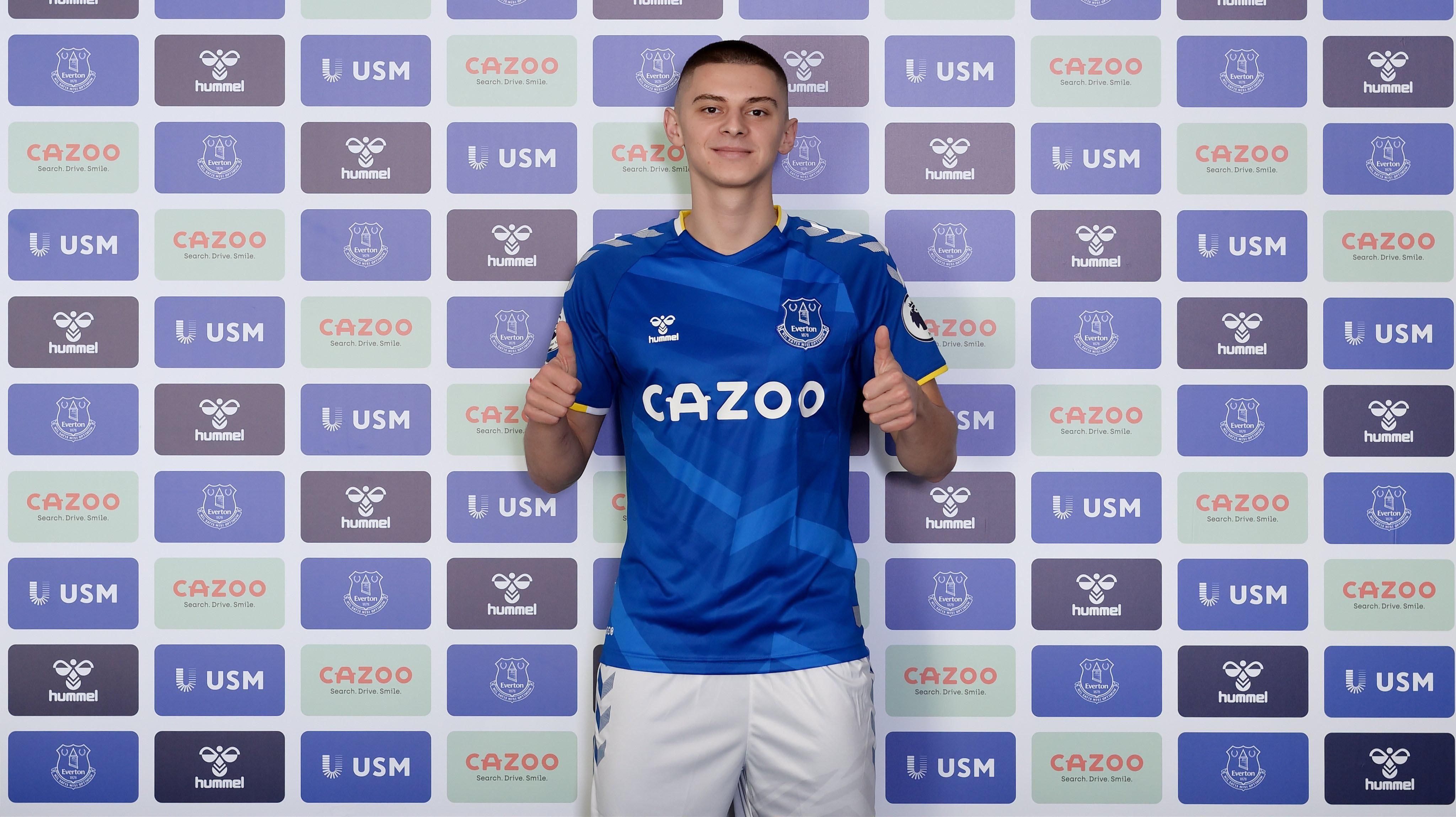 Виталий Мыколенко / фото ФК Евертон