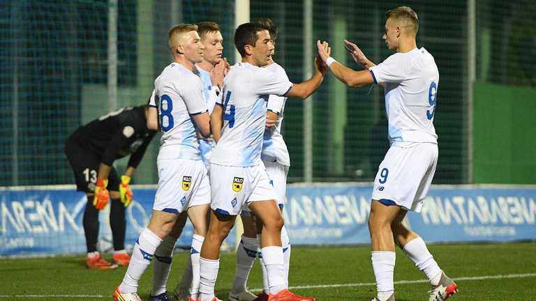 Динамо на зборах / фото ФК Динамо Динамо на зборах / фото ФК Динамо