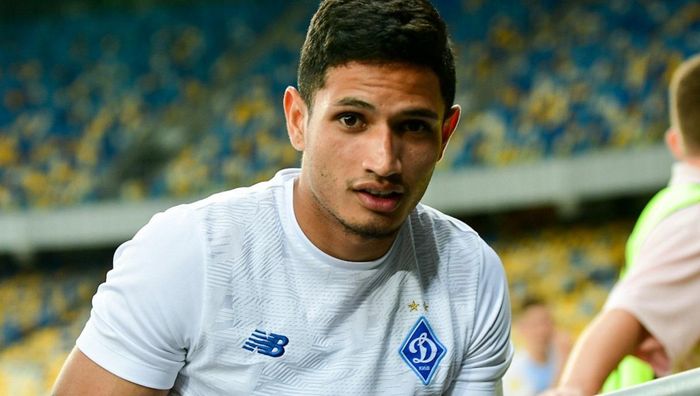 Испанский клуб хочет подписать скандального форварда Динамо Испанский клуб хочет подписать скандального форварда Динамо