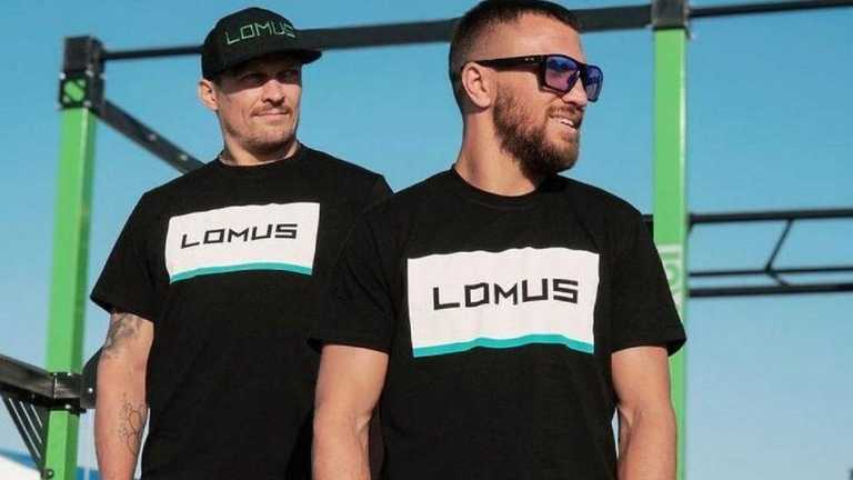 Василь Ломаченко та Олександр Усик / фото з відкритих джерел Василь Ломаченко та Олександр Усик / фото з відкритих джерел