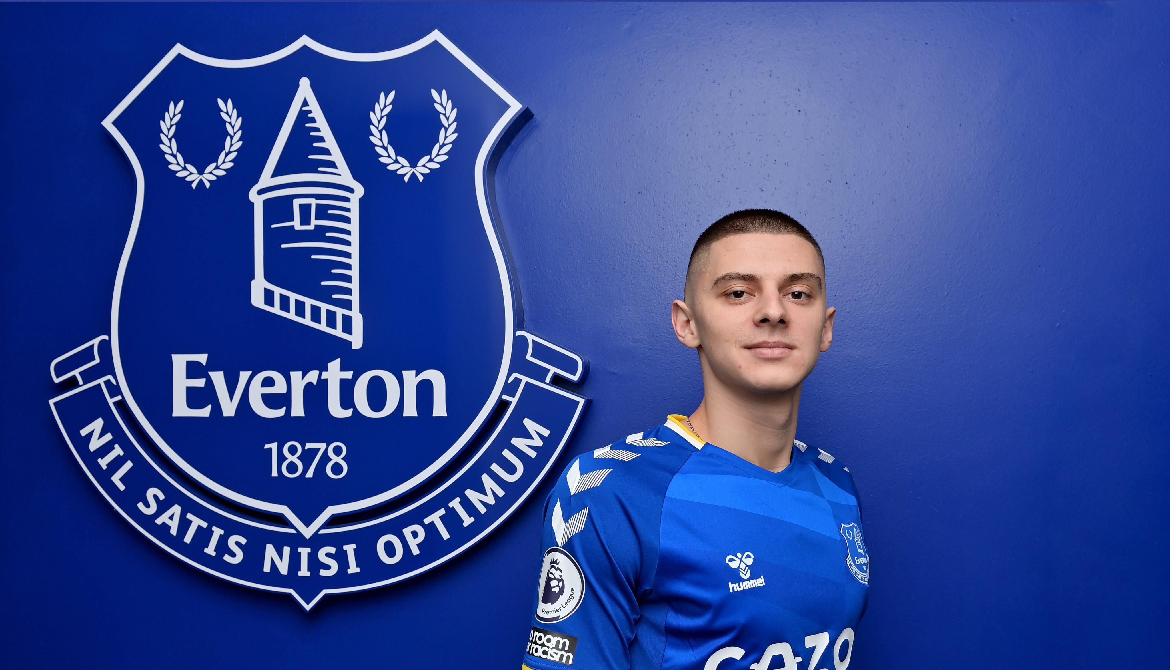 Віталій Миколенко / фото ФК Евертон Віталій Миколенко / фото ФК Евертон