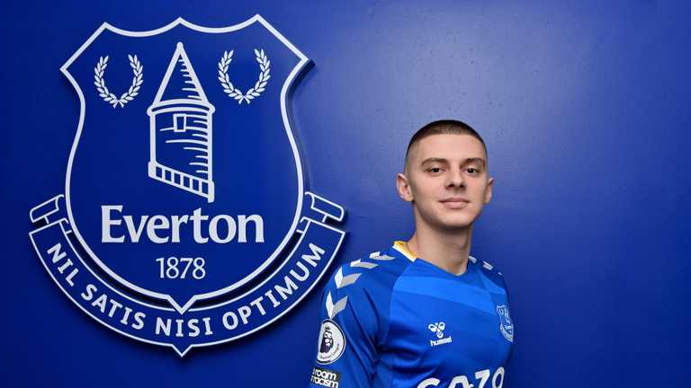 Віталій Миколенко / фото ФК Евертон Віталій Миколенко / фото ФК Евертон