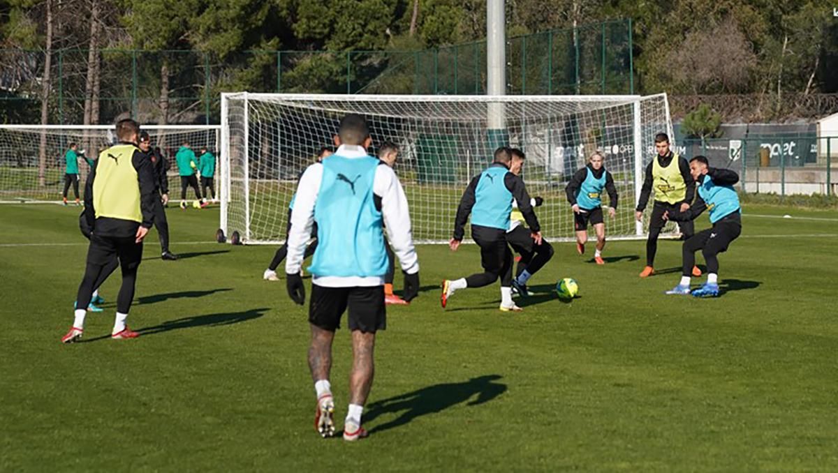 Шахтар виграв перший матч на зборах / фото ФК Шахтар