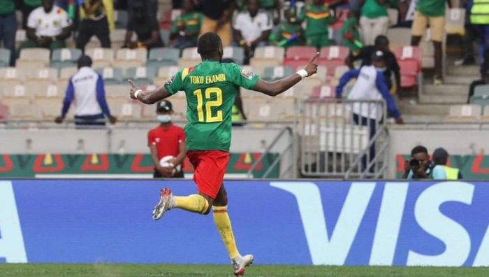 Дубль Экамби помог Камеруну пробиться в полуфинал КАН