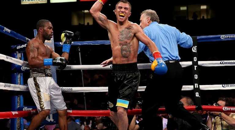 Гері Расселл та Василь Ломаченко / фото з відкритих джерел Гері Расселл та Василь Ломаченко / фото з відкритих джерел