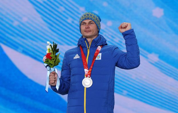 Абраменко трогательно обратился к украинцам: "Эта медаль для каждого из вас"