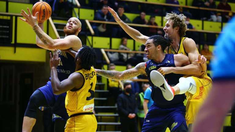 Легіонери втікають з України / фото ФБУ Легіонери втікають з України / фото ФБУ