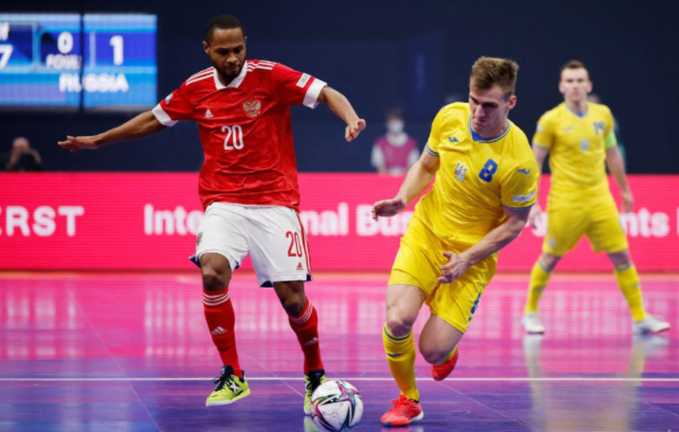 Україна – Росія / фото з відкритих джерел Україна – Росія / фото з відкритих джерел