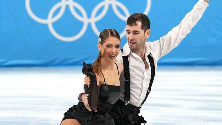 Олександра Назарова та Максим Нікітін / Фото Getty Images Олександра Назарова та Максим Нікітін / Фото Getty Images