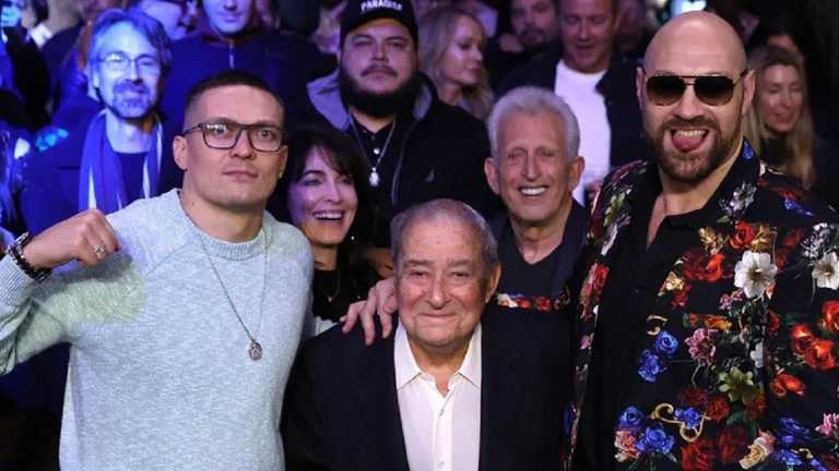 Олександр Усик і Тайсон Ф'юрі / Фото Top Rank Олександр Усик і Тайсон Ф'юрі / Фото Top Rank