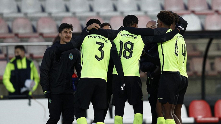 Спортінг U-19 / Фото ФК Спортінг Спортінг U-19 / Фото ФК Спортінг