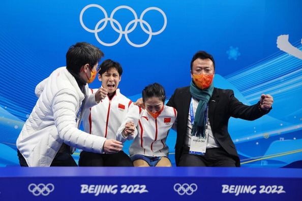Олимпиада-2022: Пара из Китая завоевала золото в фигурном катании