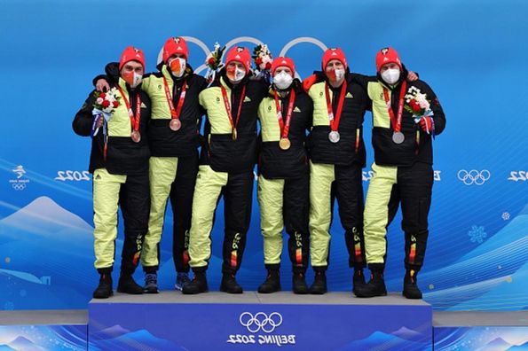Олімпіада-2022: лідер медального заліку збільшив відрив від конкурентів, Україна – без нагород