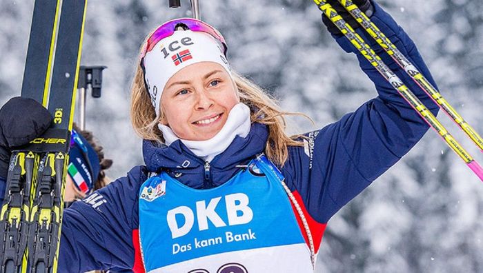 Норвежка драматично втратила шанс на медаль у біатлоні – йшла третьою і знепритомніла на фініші