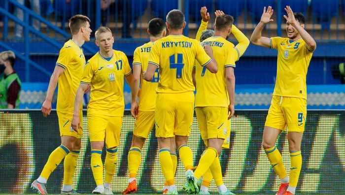 Украина опустилась на две строчки рейтинга ФИФА, не сыграв ни одного матча в 2022 году