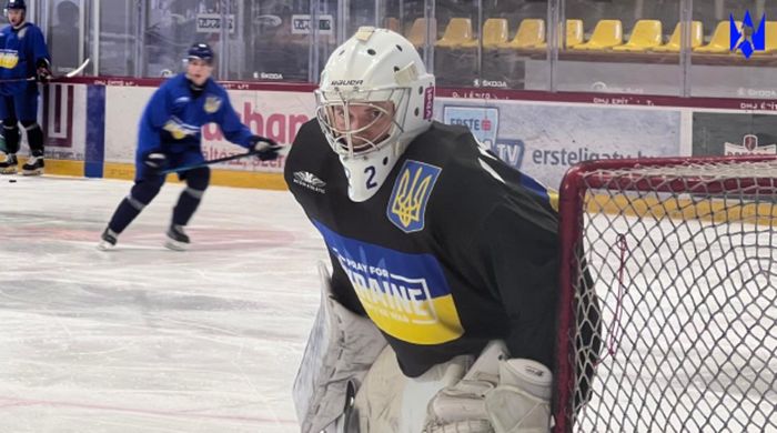 Украинский хоккеист под обстрелами добирался на сборы сборной: "Ехали мимо сожженной техники и тел погибших"