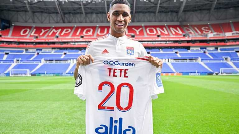 Тете / фото ФК Ліон Тете / фото ФК Ліон