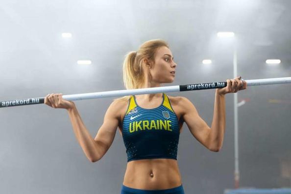 Украинская легкоатлетка мечтает вернуться домой – ее отец и жених защищают Украину