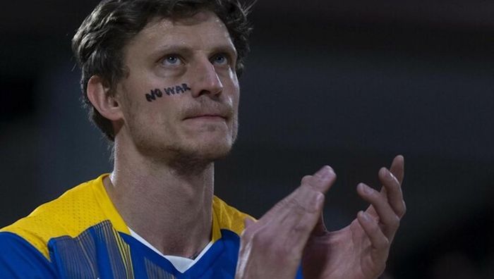 Лидер сборной Украины по баскетболу красиво поддержал свою страну в Испании
