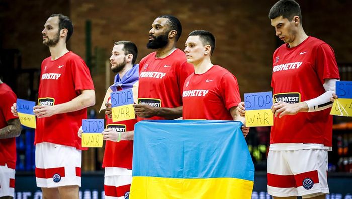 Лучший баскетбольный клуб Украины распустили из-за войны