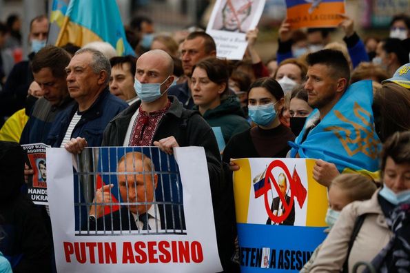 "Імбецил з манією величі": спортивна преса Іспанії засуджує Путіна і підтримує Україну