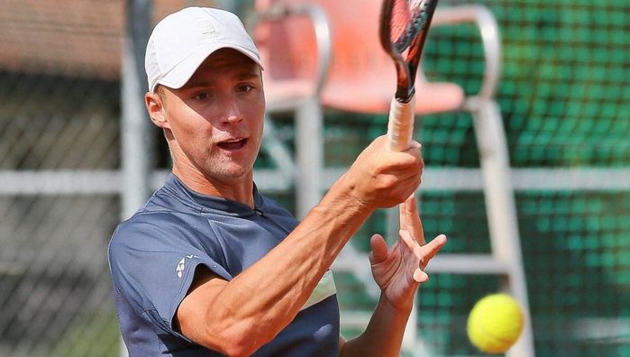 Український тенісист знищив росіянина у чвертьфіналі турніру в Туреччині