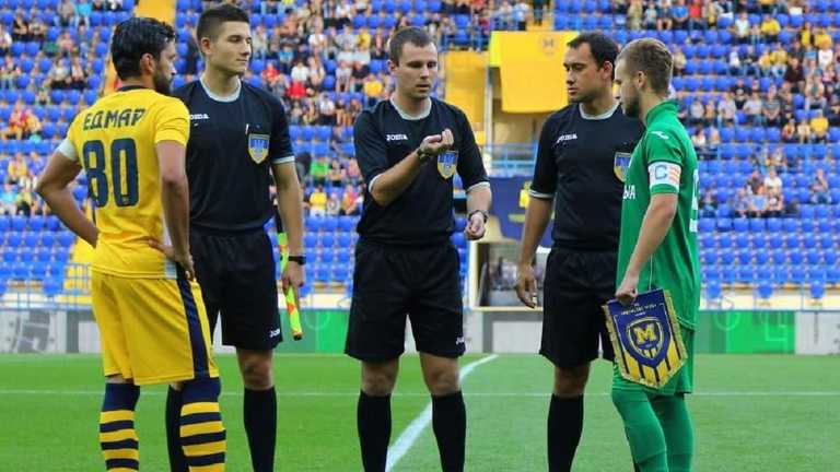 Дмитрий Кубряк (посередине) / Фото с Facebook Дмитрий Кубряк (посередине) / Фото с Facebook