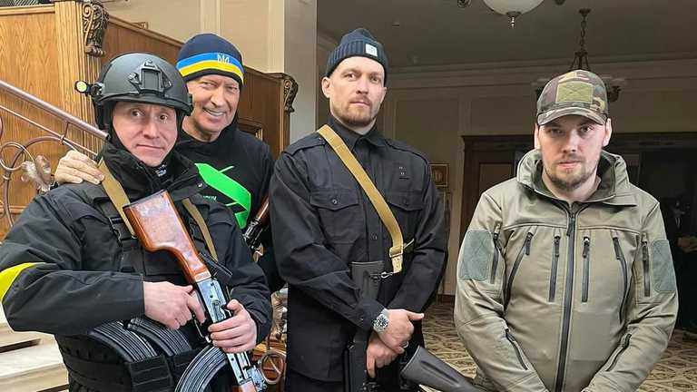 Усик в теробороне / фото з соцсетей Усик в теробороне / фото з соцсетей