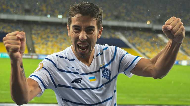 Карлос Де Пена / фото ФК Динамо Карлос Де Пена / фото ФК Динамо