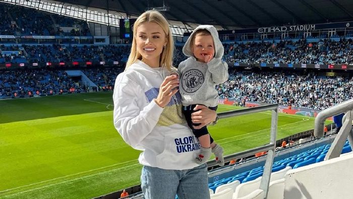Дочь Зинченко впервые посетила матч Манчестер Сити – отец отблагодарил юбилейным ассистом