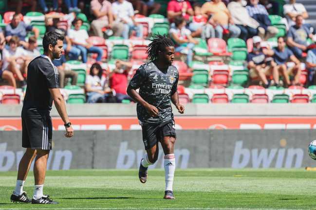 Бенфіка / фото ФК Бенфіка Бенфіка / фото ФК Бенфіка