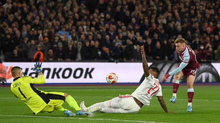 Гол Боуена / фото Getty Images Гол Боуена / фото Getty Images