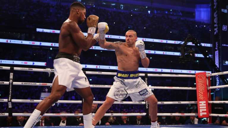 Джошуа и Усик / Getty Images Джошуа и Усик / Getty Images