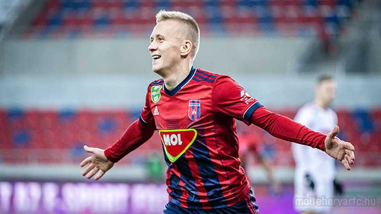 Иван Петряк / фото ФК Фехервар Иван Петряк / фото ФК Фехервар