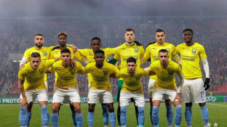 Форма для аукціону / фото ФК Славія Форма для аукціону / фото ФК Славія