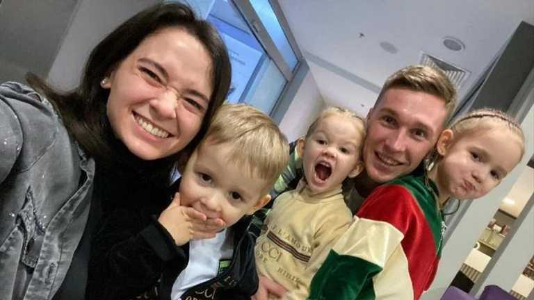 Родина Сидорчуків / Фото з соцмереж Родина Сидорчуків / Фото з соцмереж