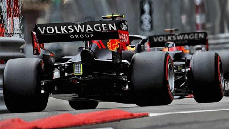 Команда Ф-1 Ред Булл / Фото Getty Images Команда Ф-1 Ред Булл / Фото Getty Images