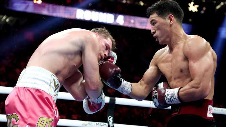 Канело – Бівол / фото Getty Images Канело – Бівол / фото Getty Images