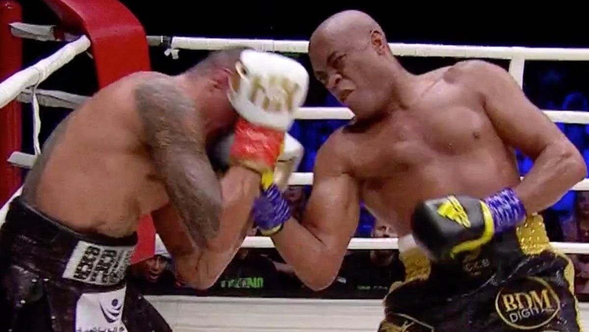 Андерсон Силва – Бруно Мачадо / Фото The Mirror