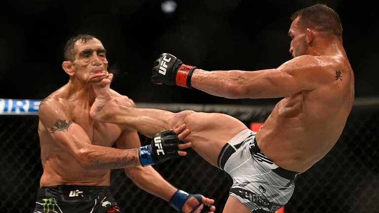 Майкл Чендлер – Тоні Фергюсон / фото Getty Images Майкл Чендлер – Тоні Фергюсон / фото Getty Images